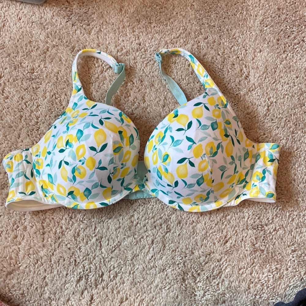 Plunge bra